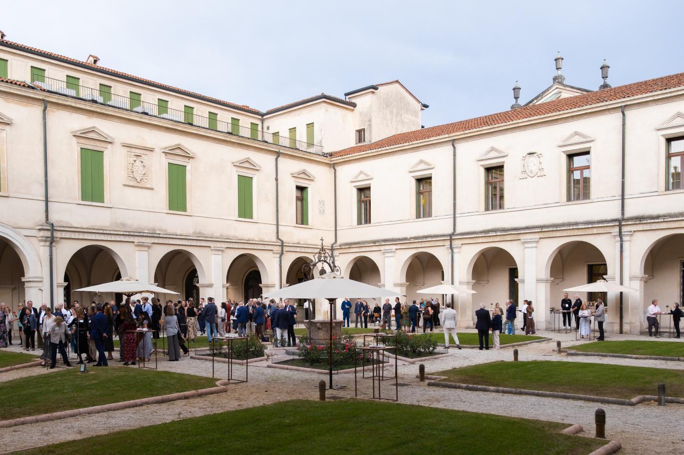 View of courtyard with building in back in Vicenza
