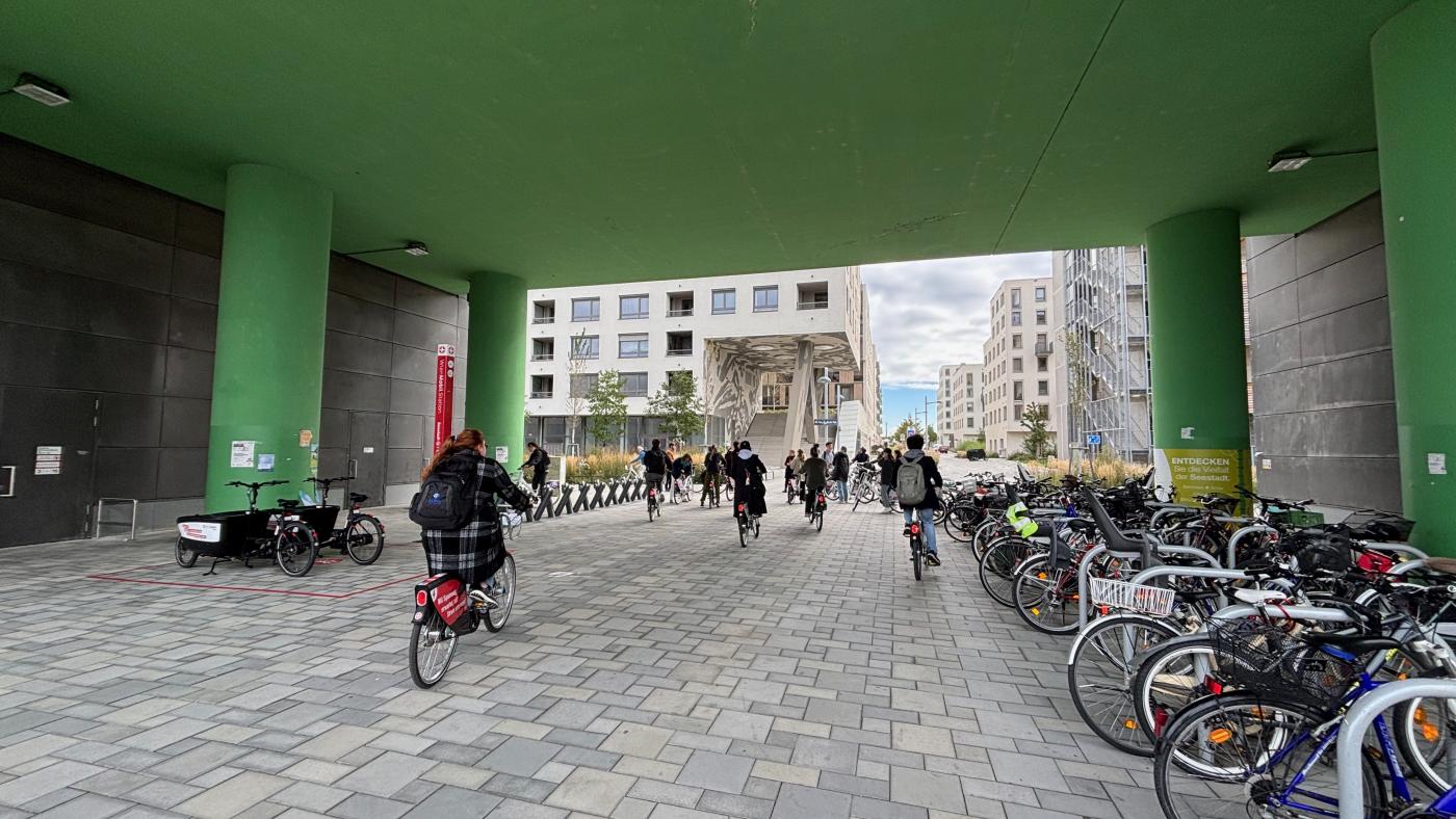 Students on Vienna Trip biking through the city